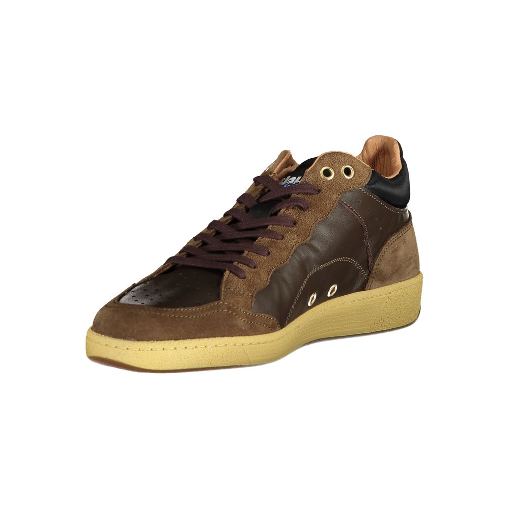 Blauer Brown Leather Men Sneaker with contrasting details and iconic logo, designed for style and comfort with a removable insole.