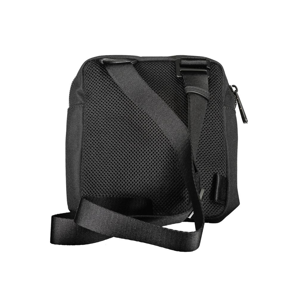 Front view with bag zipped and handles upright.