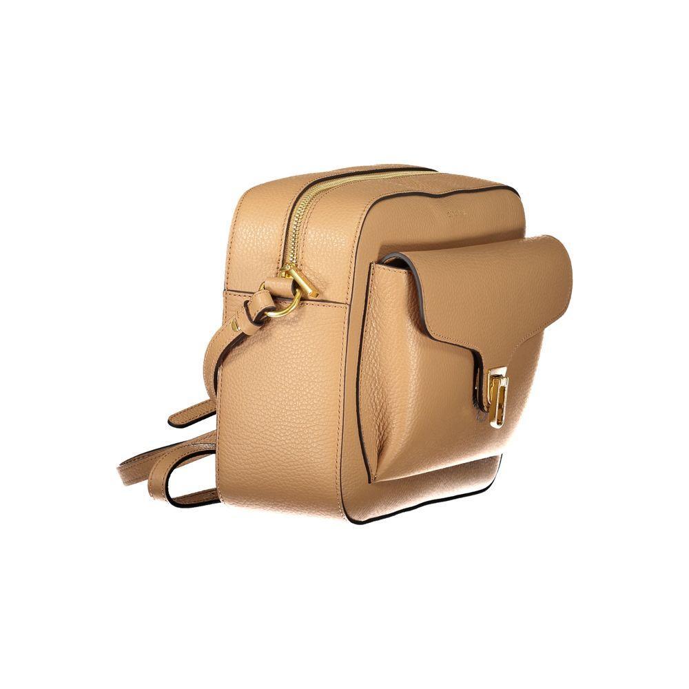 Front view with bag zipped and handles upright.
