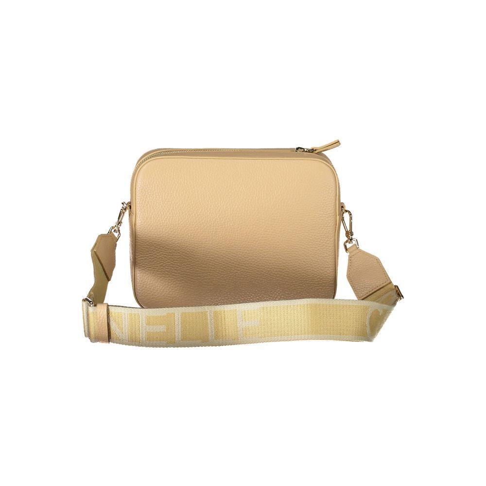 Front view with bag zipped and handles upright.