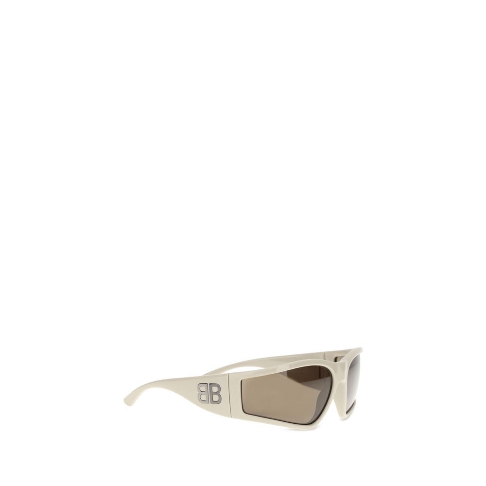 Balenciaga Cream Polyamide Sunglasses with bio-nylon lenses and gold BB logo, featuring sustainable D-frame design.