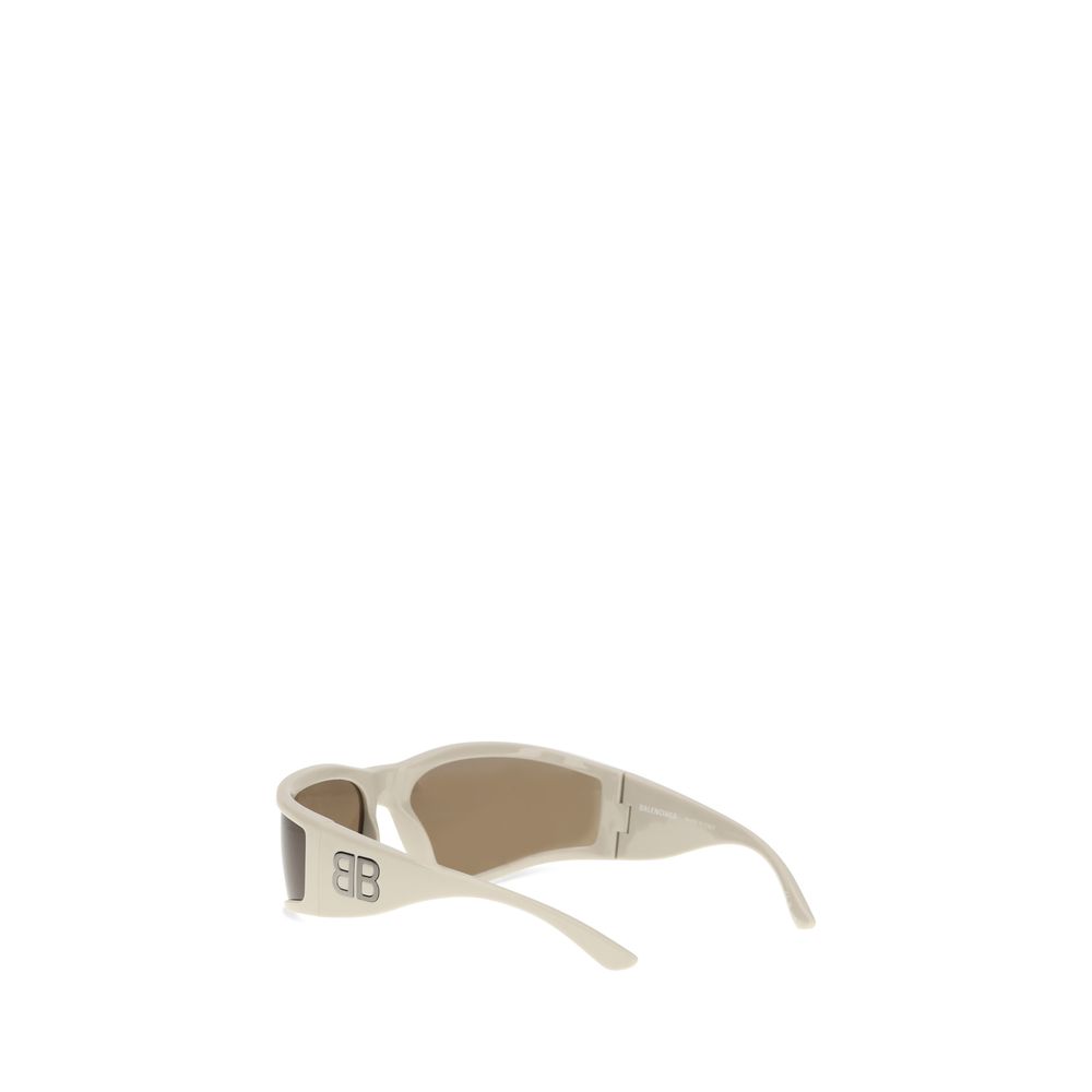 Balenciaga Cream Polyamide Sunglasses with BB logo, featuring bio-nylon D-frame design and gold accents. Sustainable and stylish eyewear.