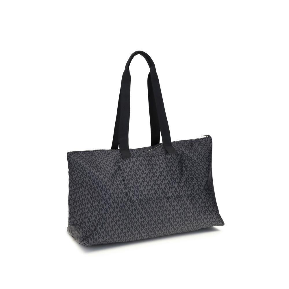 Front view with bag zipped and handles upright.