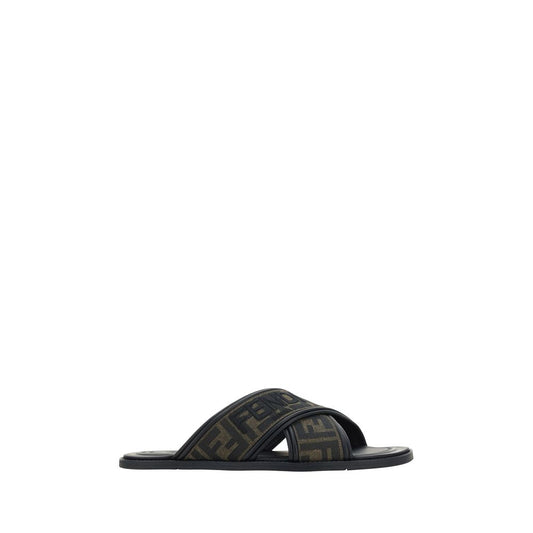 Fendi Black Rubber Slippers1728,72470364320,Black,EU 38 | US 5,EU39/US6,EU40/US7,EU41/US8,EU42/US9,Fendi,Men,New with tags,Sandals - Shoes,Shoes,Slippers - Sandals - Shoes
