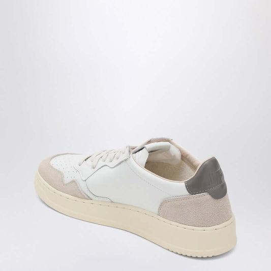 AUTRY Medalist sneakers in white/grey leather